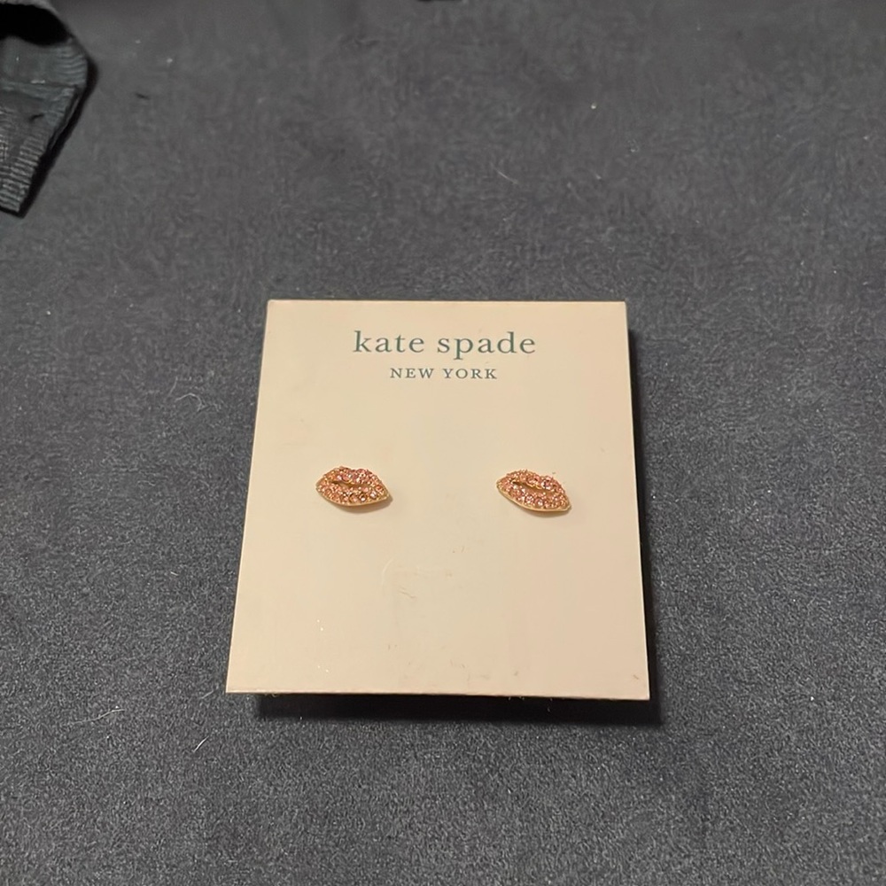 Kate Spade pink rhinestone lip earrings